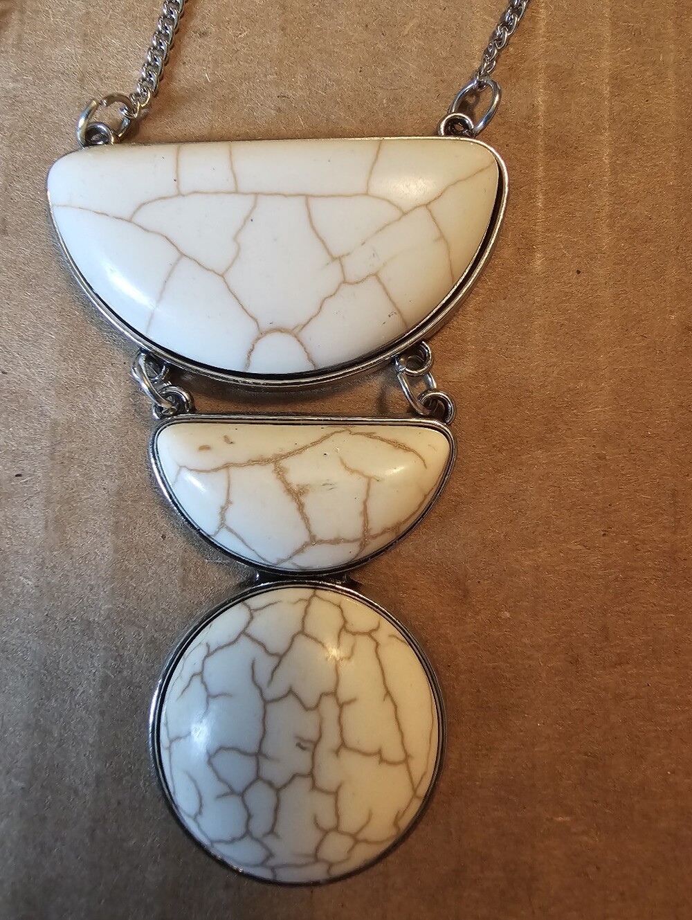 White Veined Statement Pendant Necklace - Women Jewelry